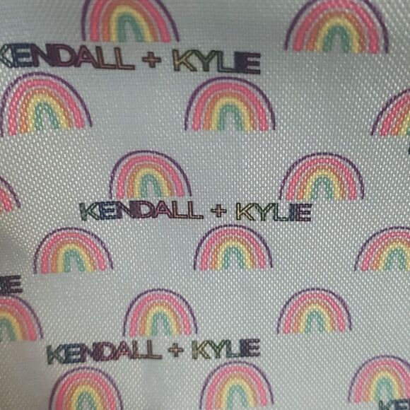Kendall and Kylie Rainbow Backpack 🌈 - Picture 2 of 5
